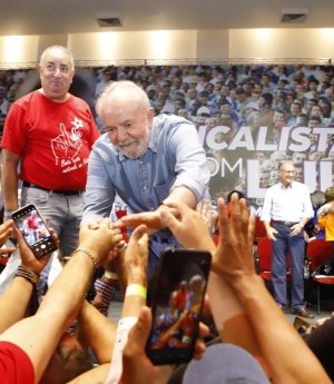 Com mais de 60 milhões de votos, Lula é eleito pela terceira vez presidente do Brasil